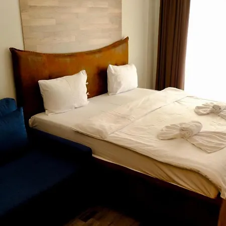 Milmari Premier 13 * Kopaonik